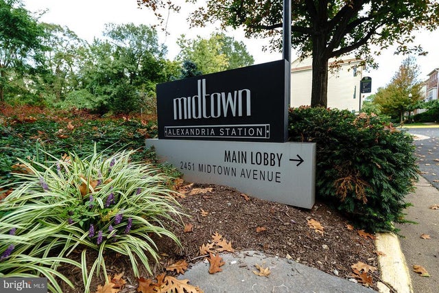 2451 Midtown Ave #713, Alexandria