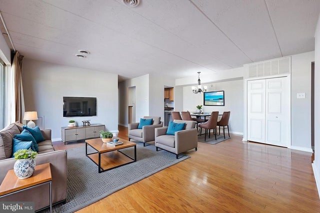 2630 Wagon Dr #294, Alexandria