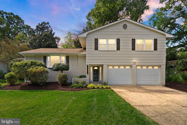 2407 Lisbon Ln, Alexandria