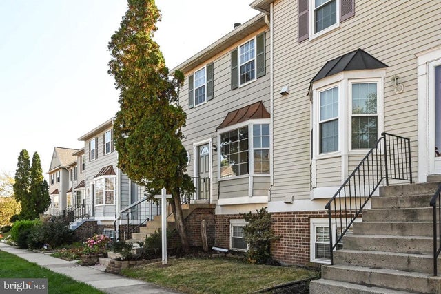 4119 Dawn Valley Ct, Chantilly