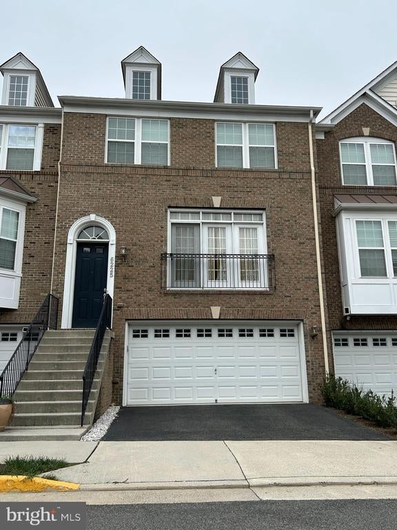 6225 Summit Point Ct, Alexandria