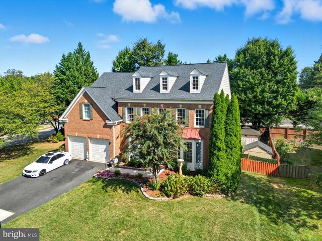 2725 Robaleed Way, Herndon