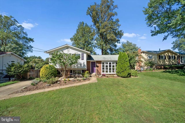 7456 Madeira Pl, Annandale