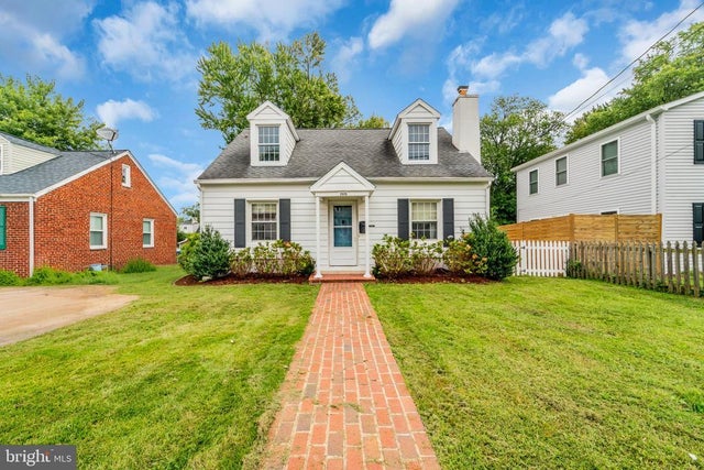 2805 W George Mason Rd, Falls Church