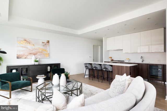 1650 Silver Hill Dr #1202, MCLEAN