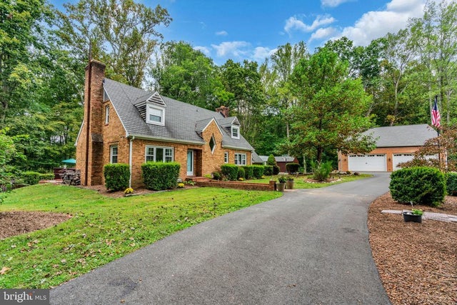 12215 Henderson Rd, Clifton