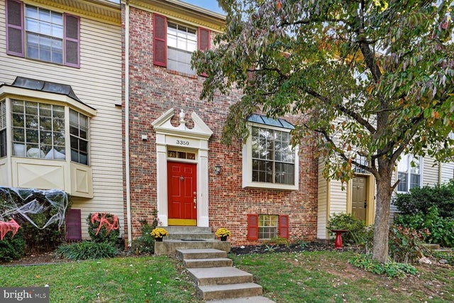 3350 Stone Heather Ct, Herndon