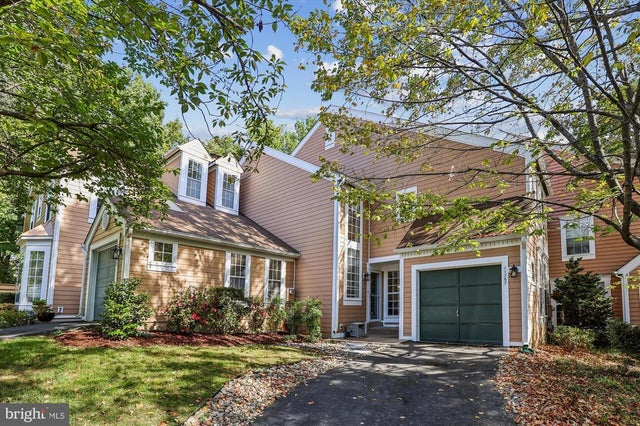 11767 Arbor Glen Way, Reston