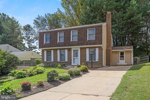 6122 Mantle Rd, Burke