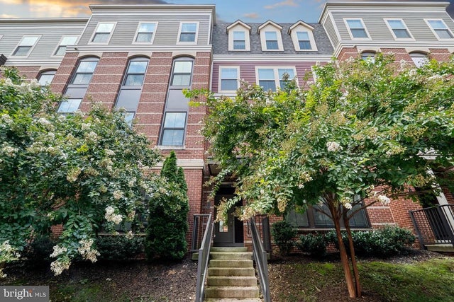 10719 Viognier Ter, Fairfax