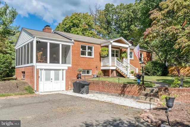 5527 Wharton Ln, Centreville