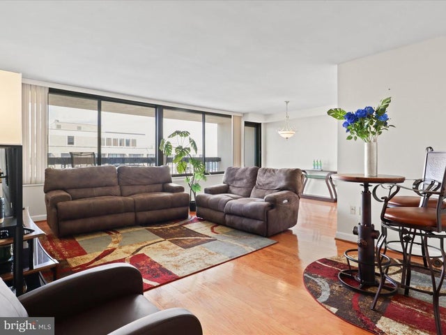 3705 S George Mason Dr #2617s, Falls Church