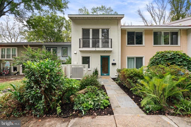 11493 Waterview Cluster, Reston