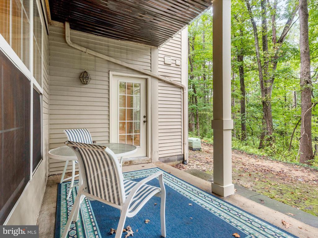 7708-b Haynes Point Way #9b, ALEXANDRIA