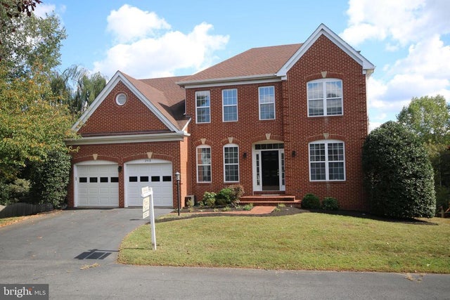 2410 Dakota Lakes Dr, Herndon