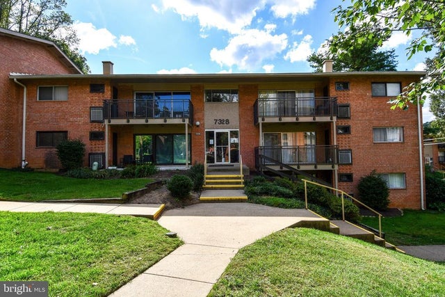 7328 Lee Hwy #102, Falls Church