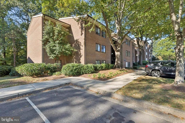 1413 Northgate Sq #13/12b, Reston