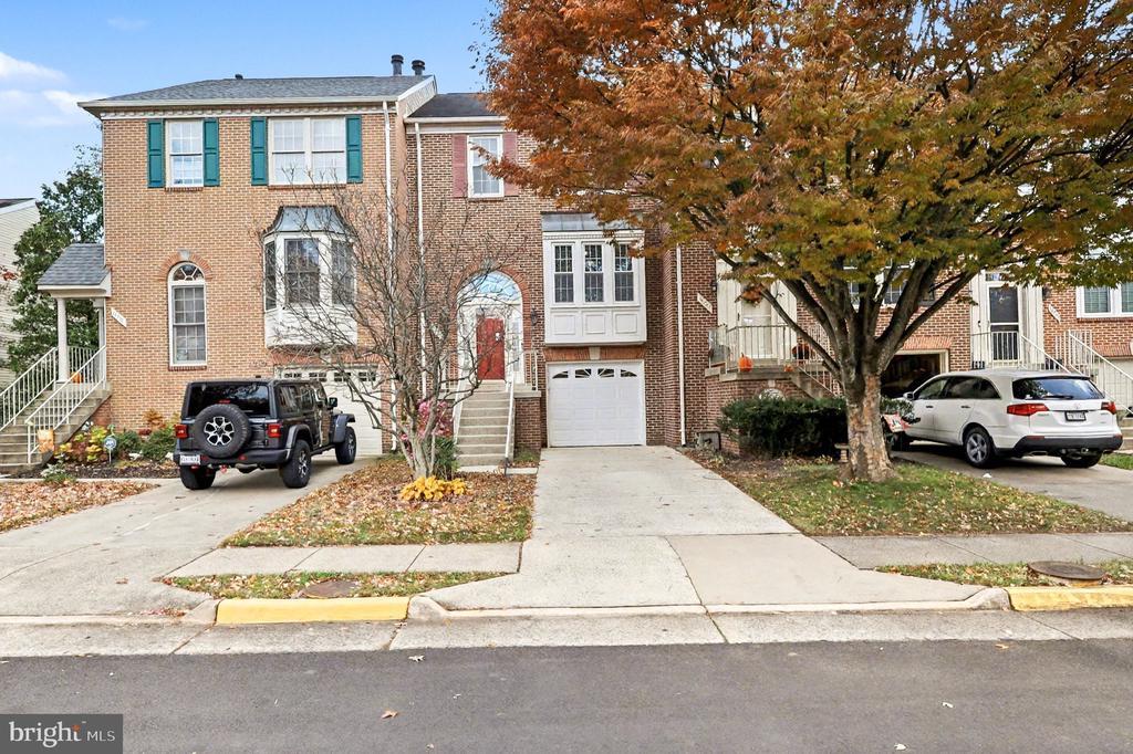 14719 Winterfield Ct, CENTREVILLE