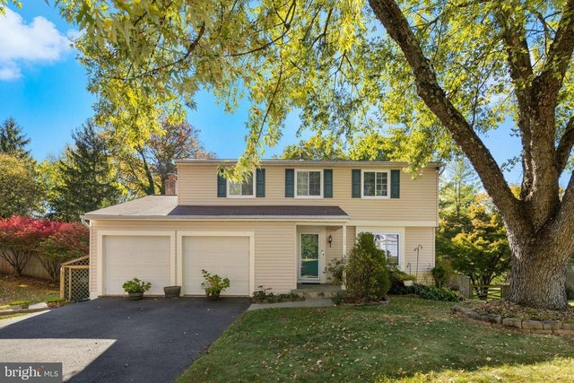 13009 Farthingale Dr, Herndon