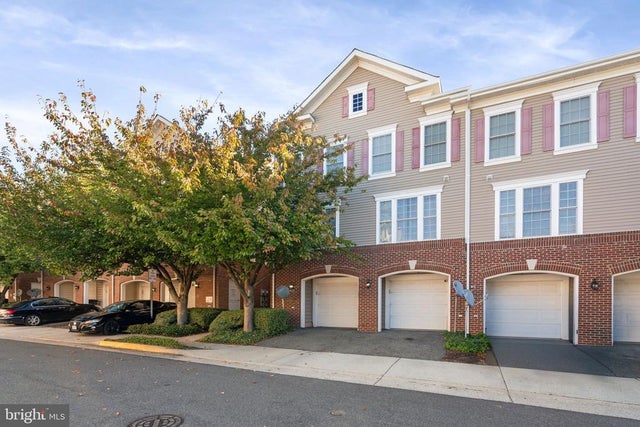 7141 Mason Grove Ct #18, Alexandria