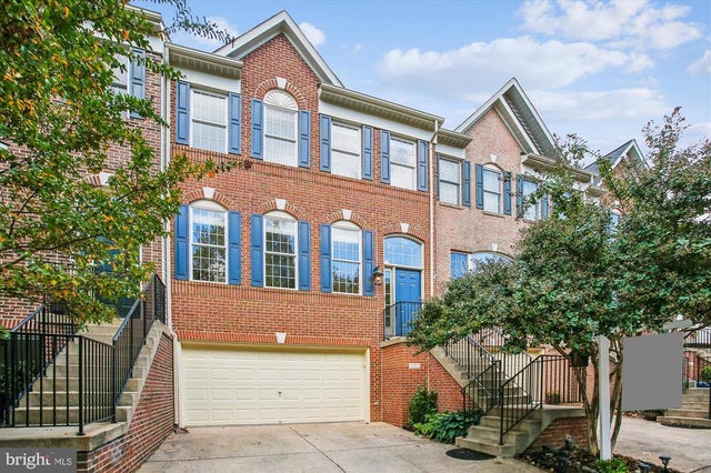 3852 Elmwood Towne Way, Alexandria