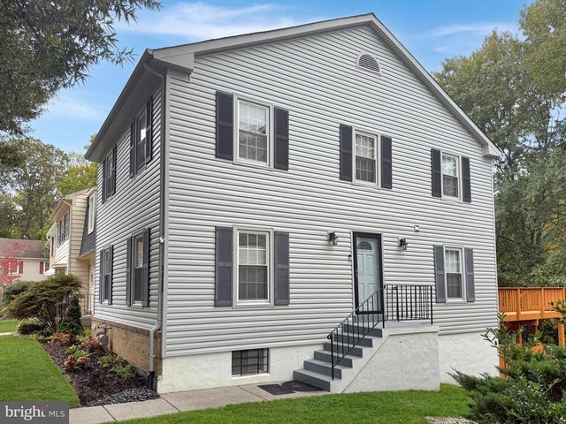 7310 Eggar Woods Ln, Springfield