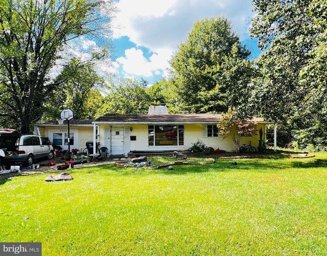 3505 Devon Dr, Falls Church