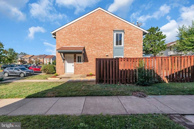 13314 Apgar Pl, Herndon