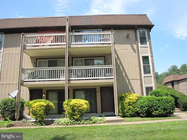 5809 Royal Ridge Dr #i, Springfield