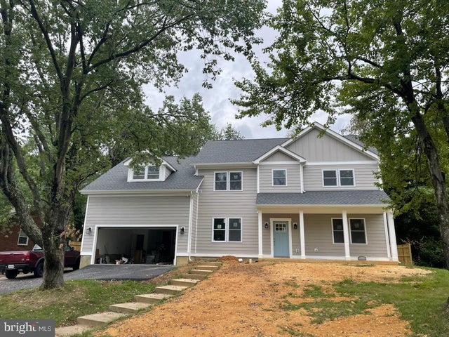 6323 Everglades Dr, Alexandria