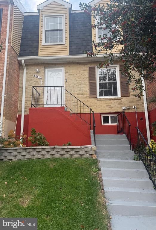 6461 Rockshire Ct, Alexandria