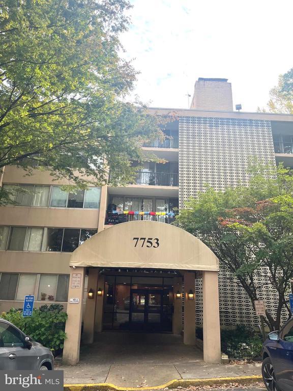 7753 Patriot Dr #51, Annandale