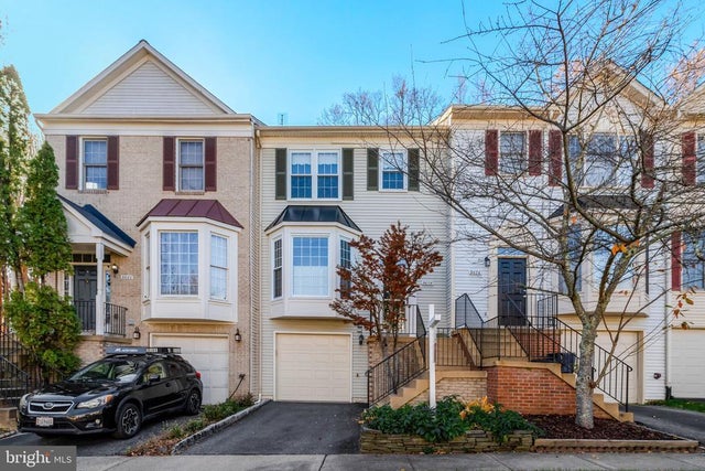 9678 Dutchman Dr, Lorton