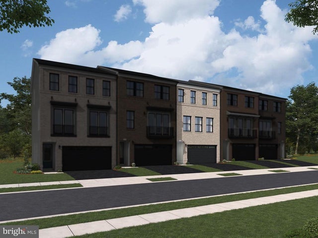 13734 Aviation Pl, Herndon