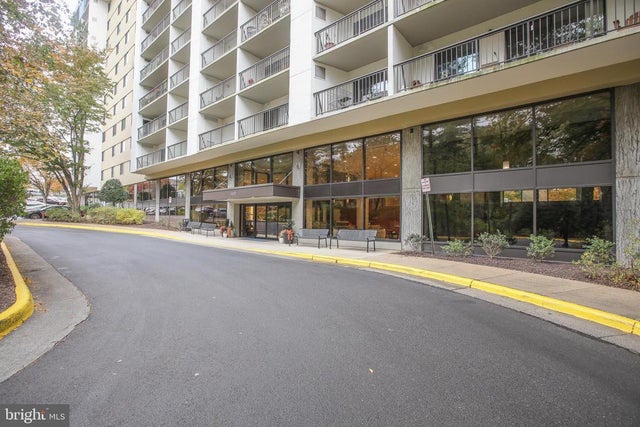 3800 Powell Ln #1121, Falls Church