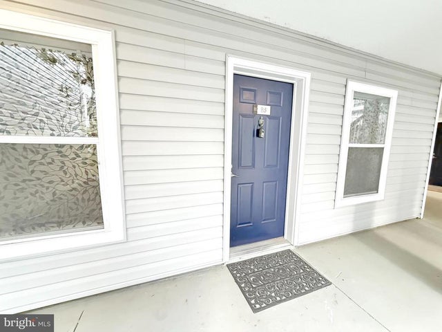 3179 Summit Square Dr #2-b5, Oakton