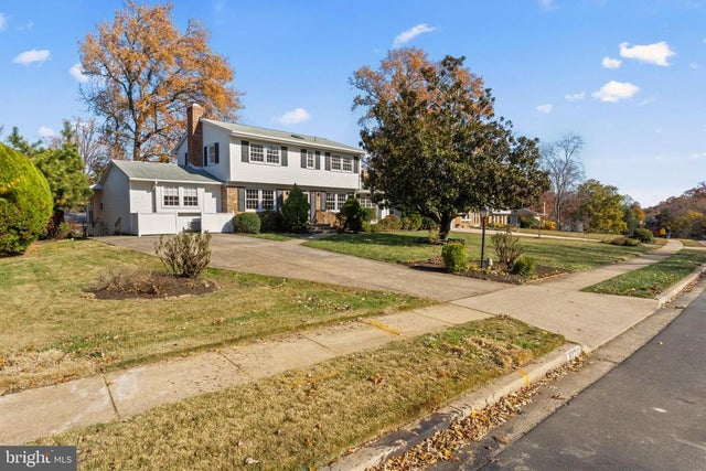 8120 Greeley Blvd, Springfield