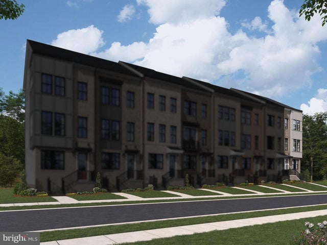 2680 River Birch Rd, Herndon