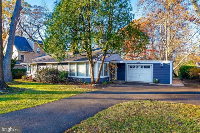 7014 Oak Ridge Rd, Falls Church