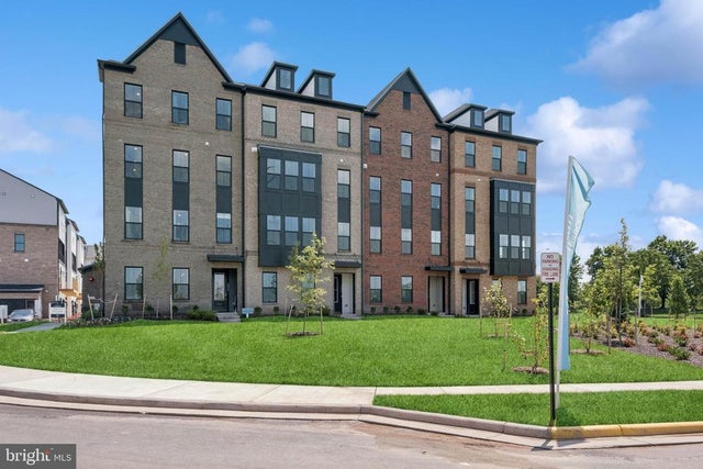 14911 Deco Cir #lot 94, Chantilly