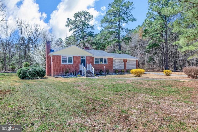 9818 George Washington Memorial Hwy, Gloucester