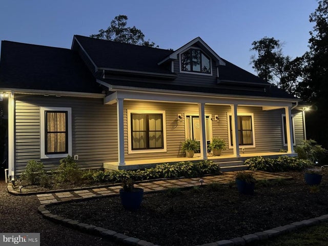 12390 Catkin Ct, King George