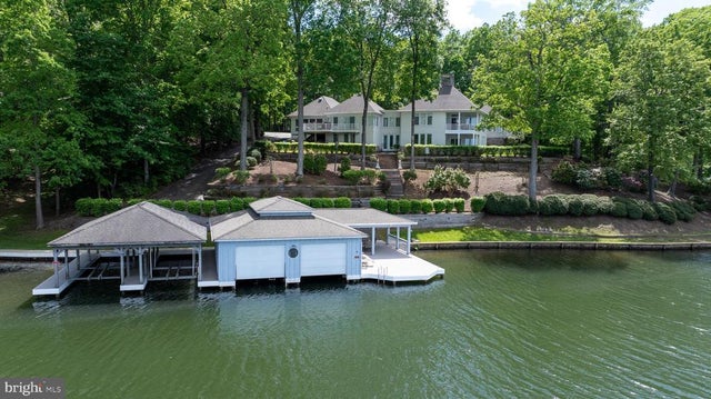 40 Grandview Dr, Mineral