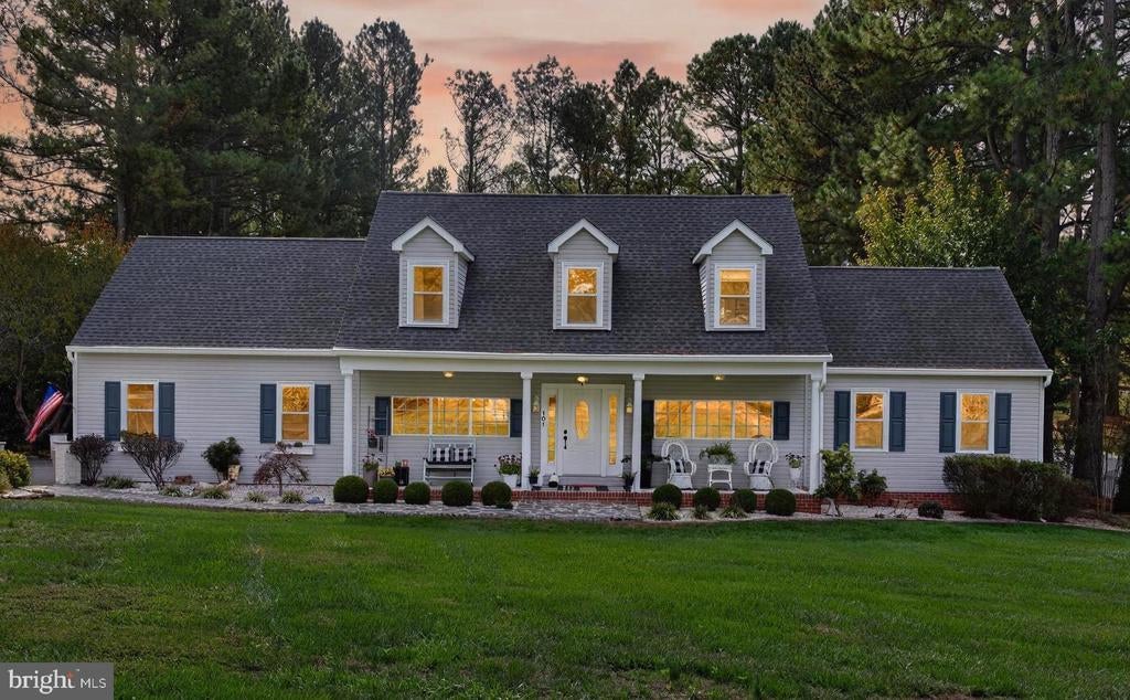 101 Barnstormer Cir, LOUISA