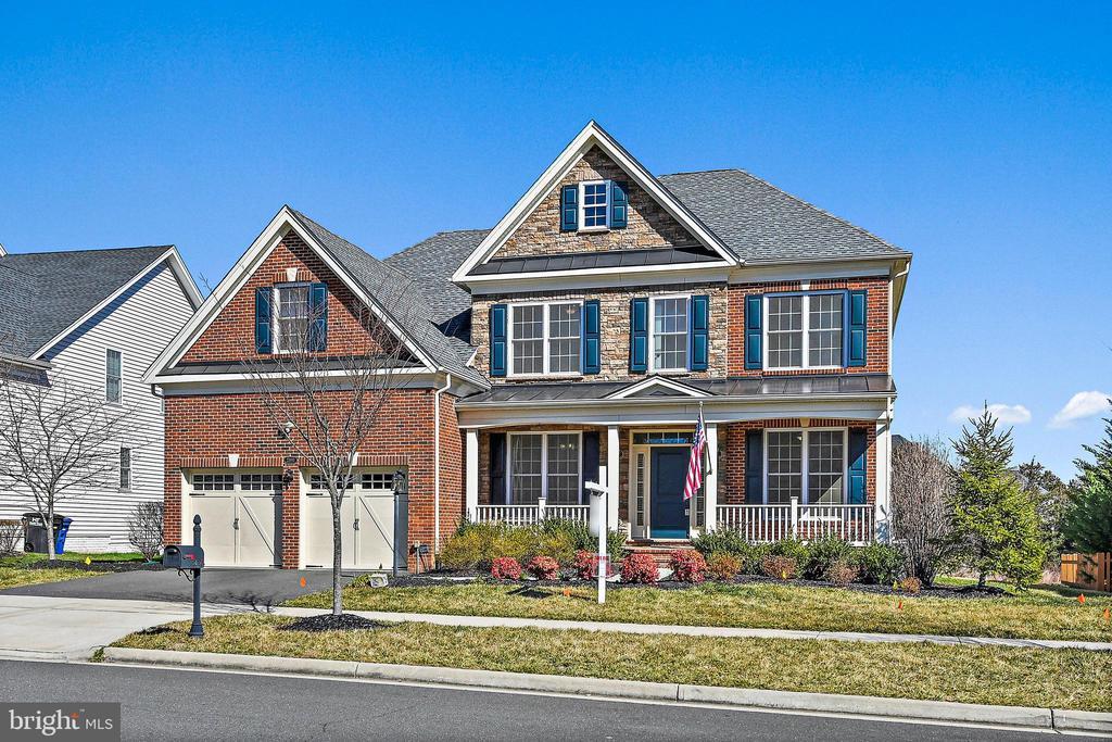 Home for Sale at 23993 Audubon Trail Dr, ALDIE, Colonial Property