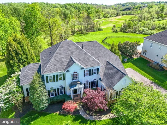 40729 Carry Back Ln, Leesburg