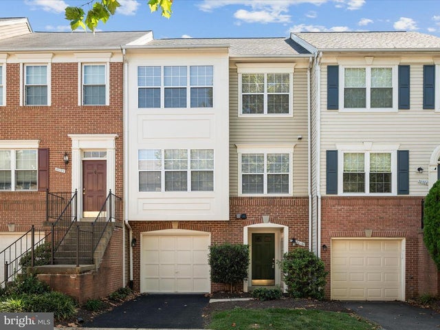 20198 Brookview Sq, Ashburn