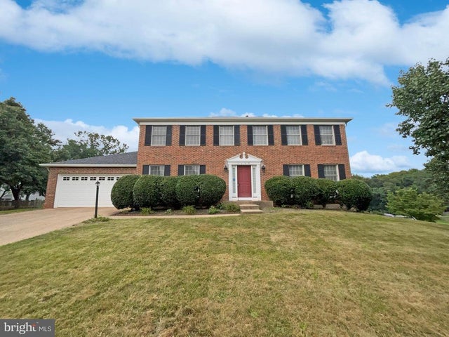 2007 Jonathan Dr, Sterling