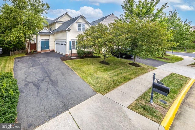 21934 Windover Dr, Broadlands