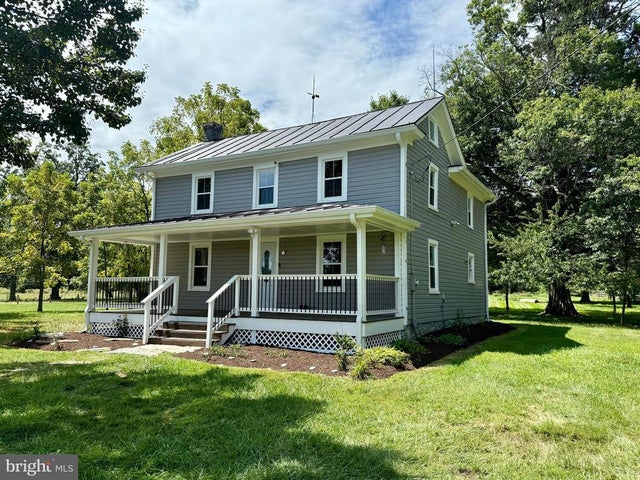 15543 Edgegrove Rd, Hillsboro